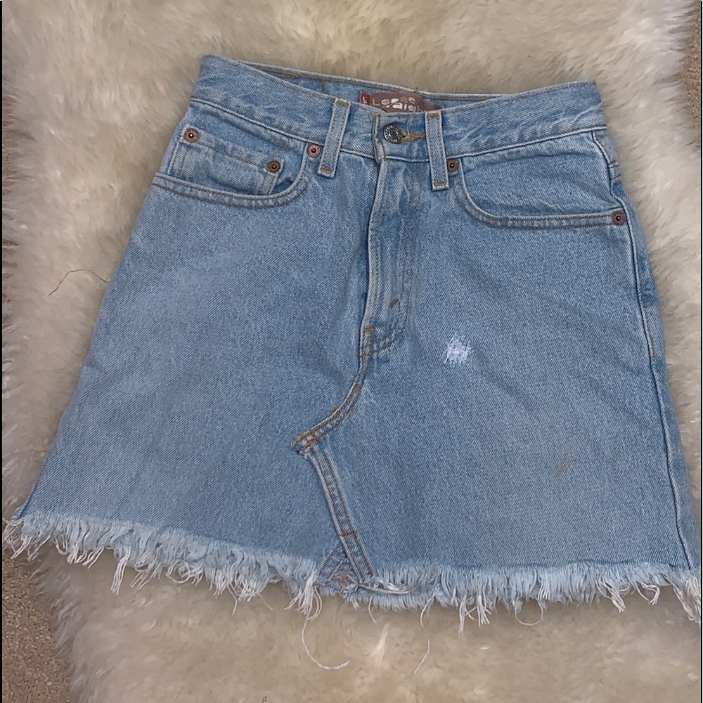 JEANED LEVIS SKIRT